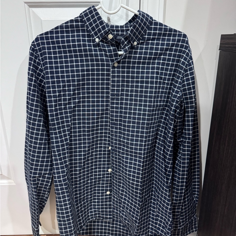 GAP Blue and White Casual Button Down Shirt